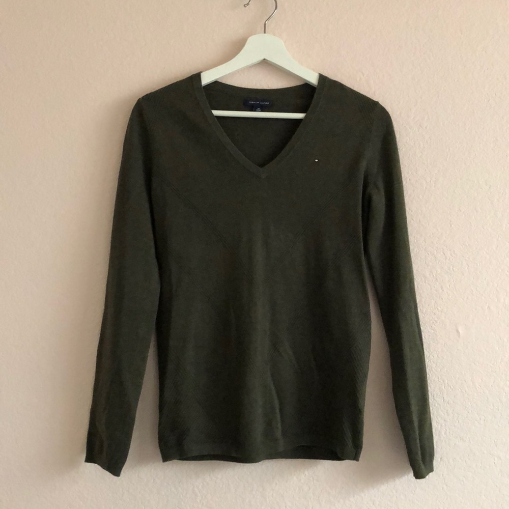 Tommy Hilfiger Women’s Long-Sleeve Sweater Green